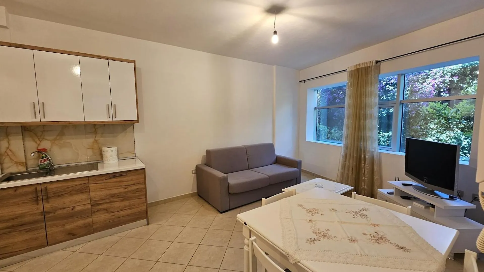 Apartment, 500M From Sandy Beach Vlore